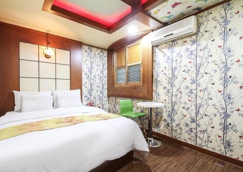 Couple Motel Seoul Exterior photo